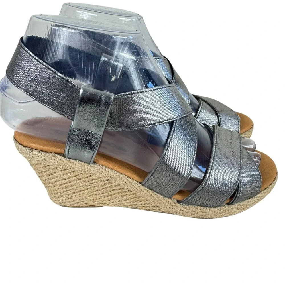 Andre Assous Josie Silver Strappy‎ Slip-On Espadrille Wedge Heels Sandals Size 6